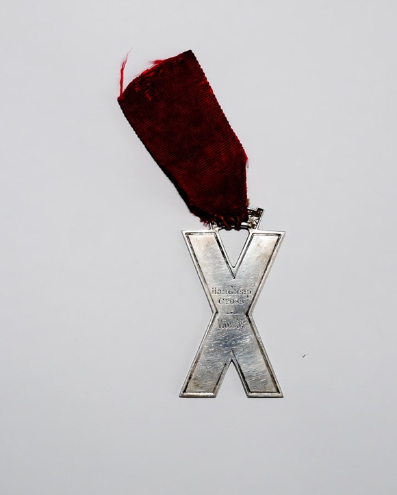 Médaille en forme de X Handicap Cross 1858 - recto